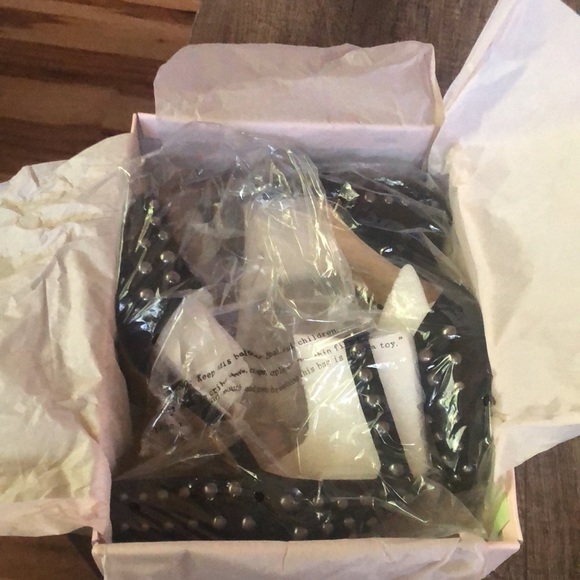 Black heels - Picture 7 of 7